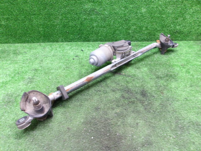 トヨタ レジアスエースバン ハイエース DX ・TRH200 H22年式・フロントワイパーモーター・ワイパーリンク付・即発送