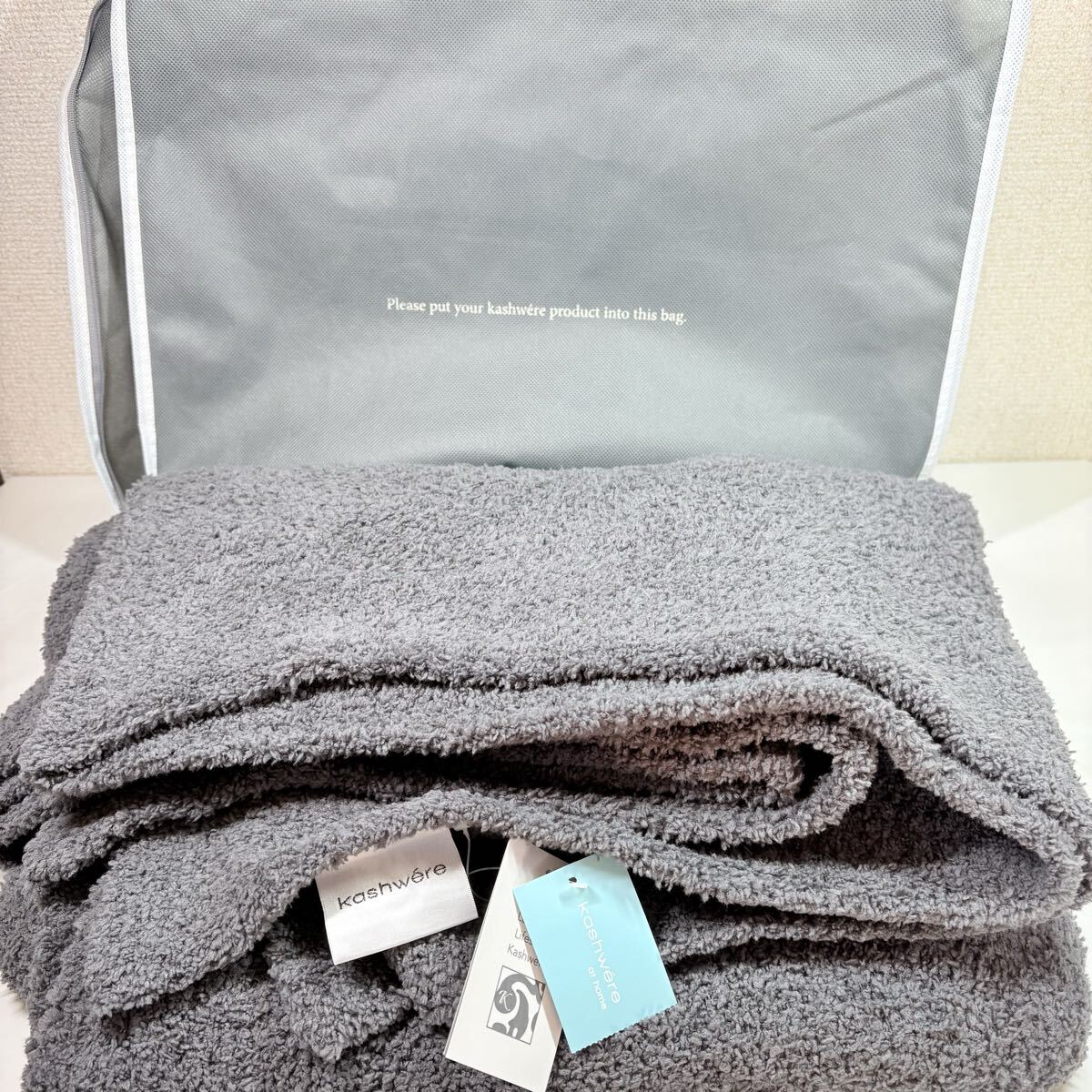 新品　美品　KASHWERE カシウェア　ブランケット Mist グレー 110×150cm