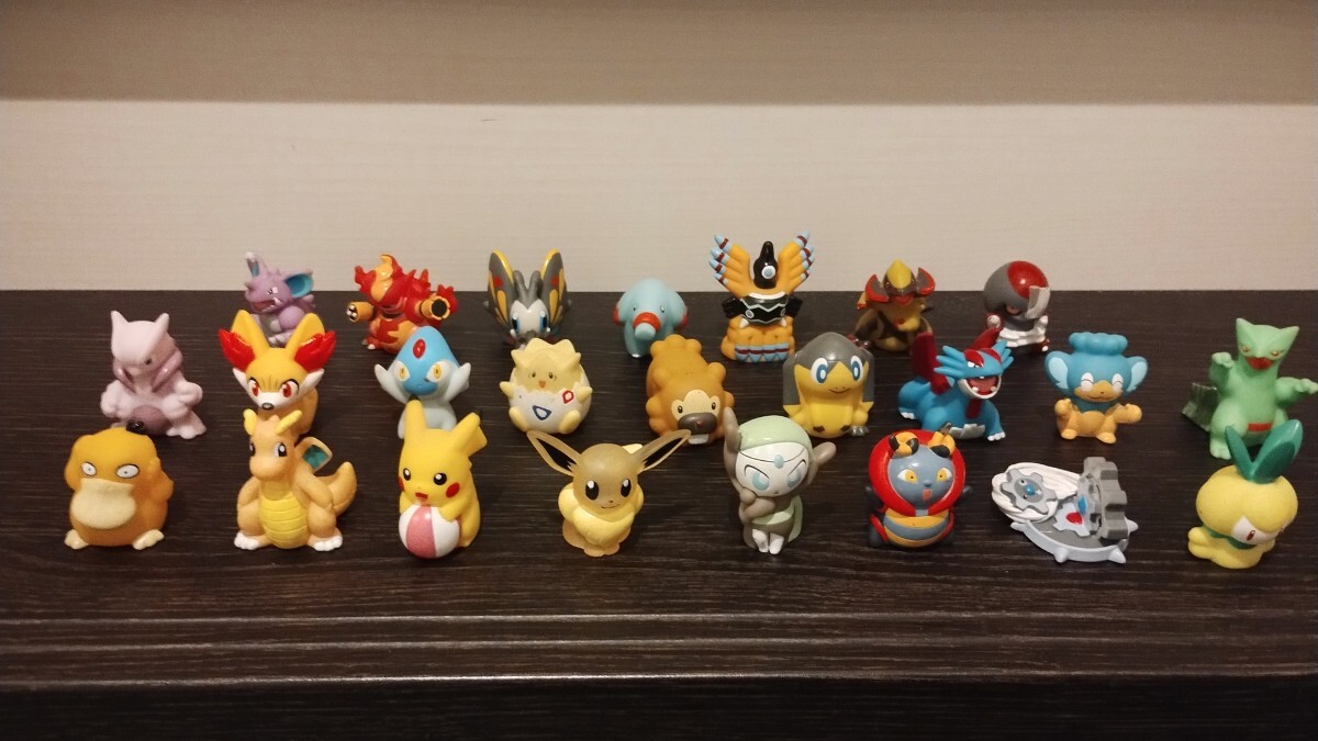 【送料無料】ポケットモンスター ポケモンキッズ フィギュア 指人形 当時物 24種類 クリア素材イーブイ ④