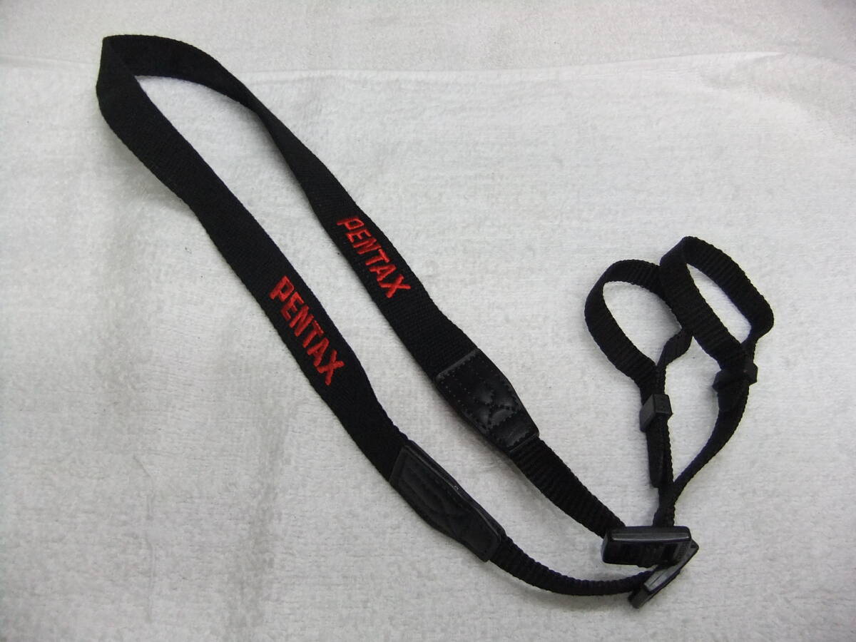 ペンタックス PENTAX 黒 赤 black red 刺繍文字 カメラストラップ 送料260円