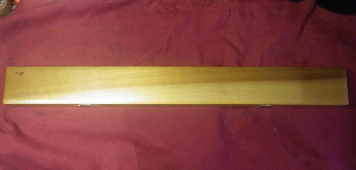 ヘラ浮きとウキケース