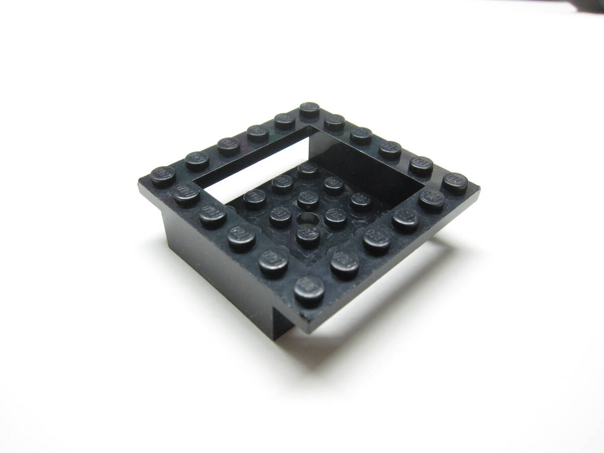 【パーツ-500】LEGOパーツ　コックピット　6×6×1 1／3　黒色　　◇#4597◇城・トレイン・宇宙◇M-tron/Futuron◇パーツ◇レゴ