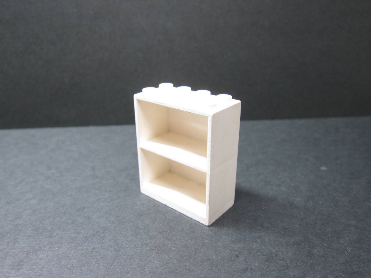 【パーツ-510】LEGO　パーツ　ホームメーカー　本棚2×4×4　白色　ジャンク　◇#1◇ヴィンテージ◇レゴ