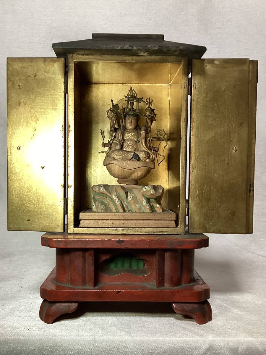 旧家蔵出し　古い厨子入りのハ臂弁財天　金彩　厨子h 253㎜　仏h136㎜　懐中仏　豆仏　持念仏　道中仏　木彫り　七福神