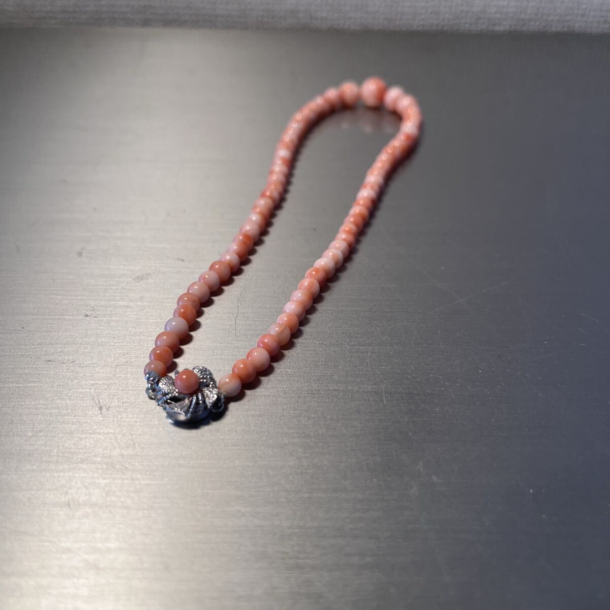 26266 美品 珊瑚 ネックレス 5mm 〜 11mm 長さ約 41cm 桃色 ピンク ニッケルシルバー 留め具