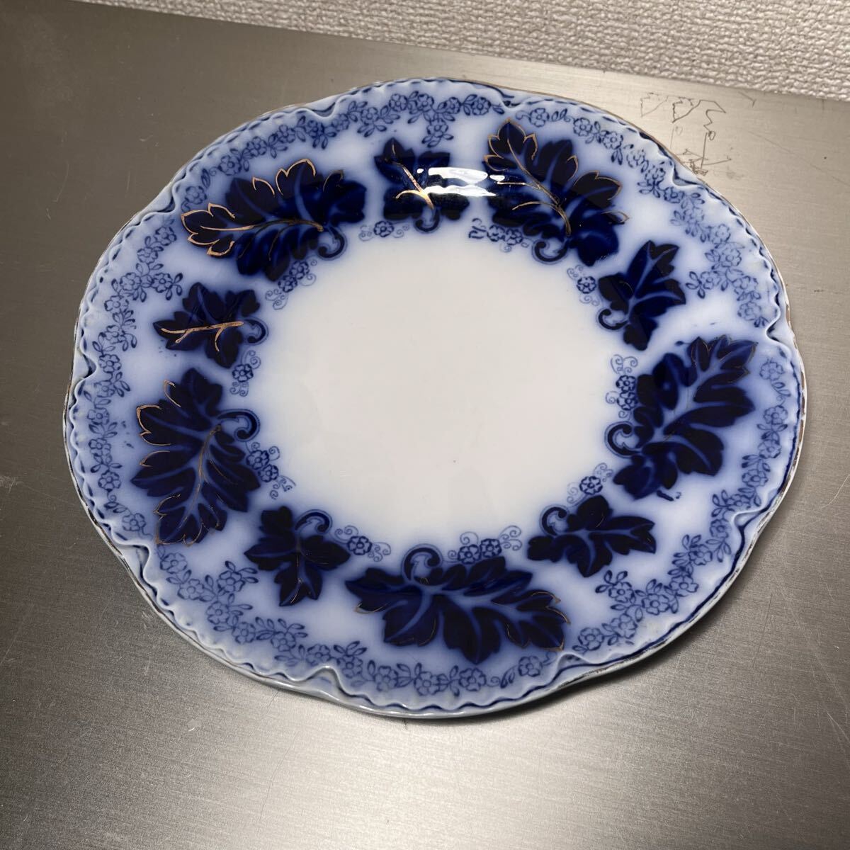 ① 東洋陶器 皿 プレート 和食器 葉文 金彩 青染付 ブルー 昭和レトロ オールド アンティーク ビンテージ