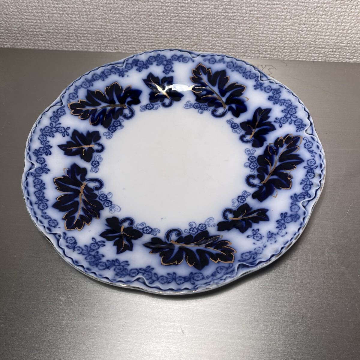 ② 東洋陶器 皿 プレート 和食器 葉文 金彩 青染付 ブルー 昭和レトロ オールド アンティーク ビンテージ