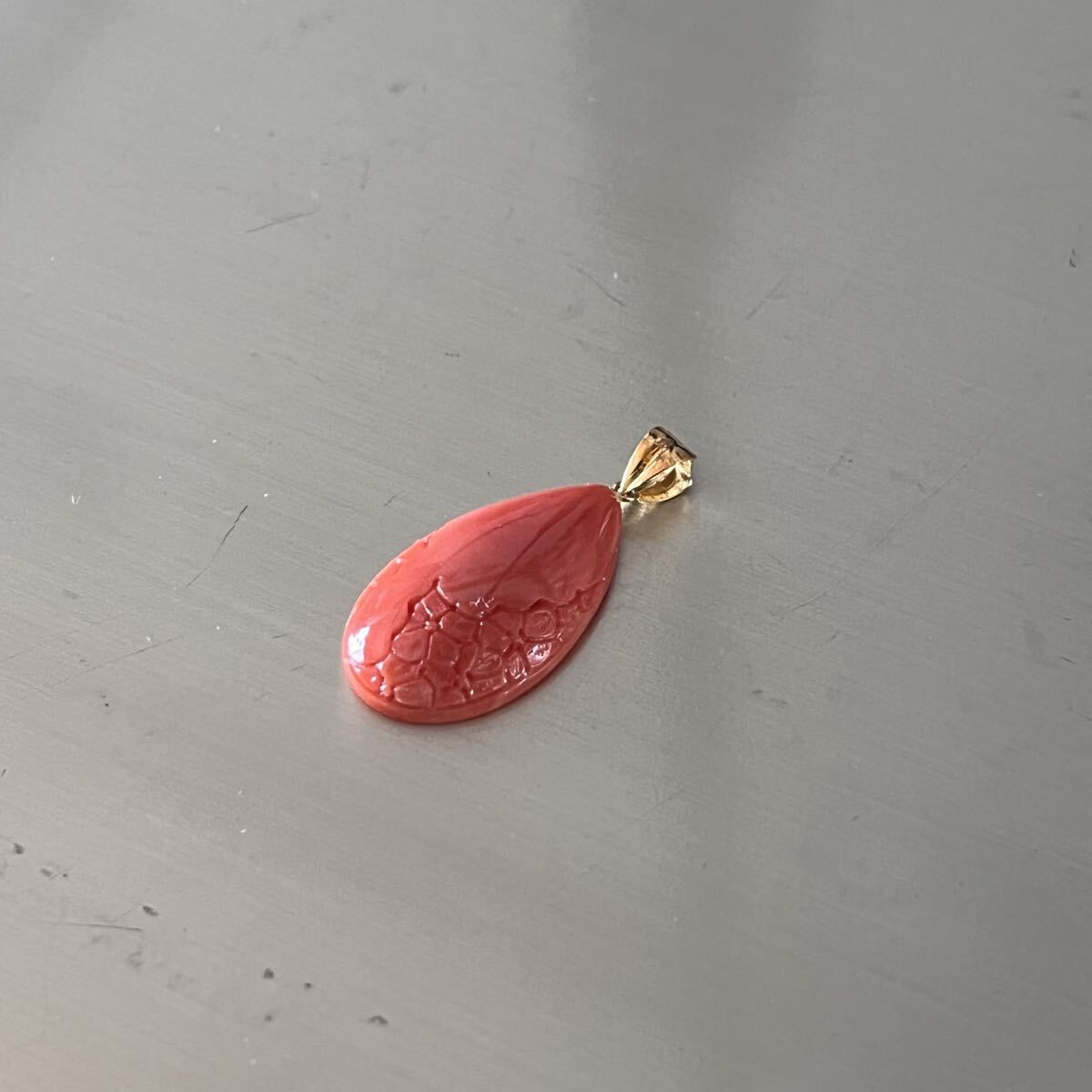 金具 K18 珊瑚 サンゴ ペンダントトップ アクセサリー 服飾小物