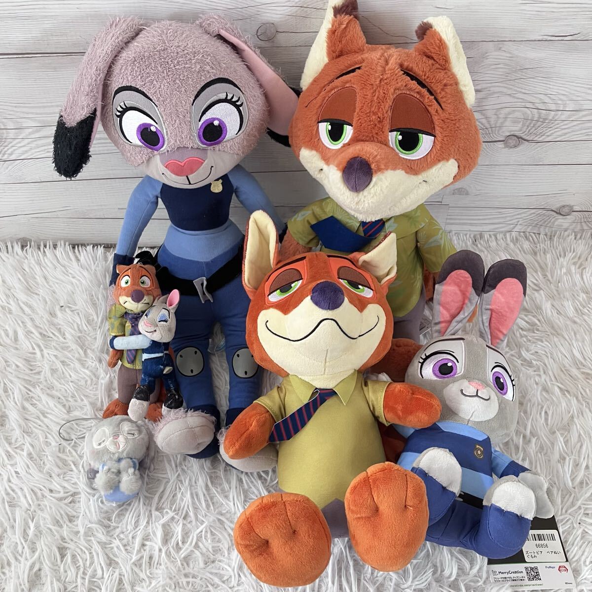 送料無料 Disney ディズニー ズートピア ペアぬいぐるみ ニック ジュディ 5点セット ハグ&スマイル 5