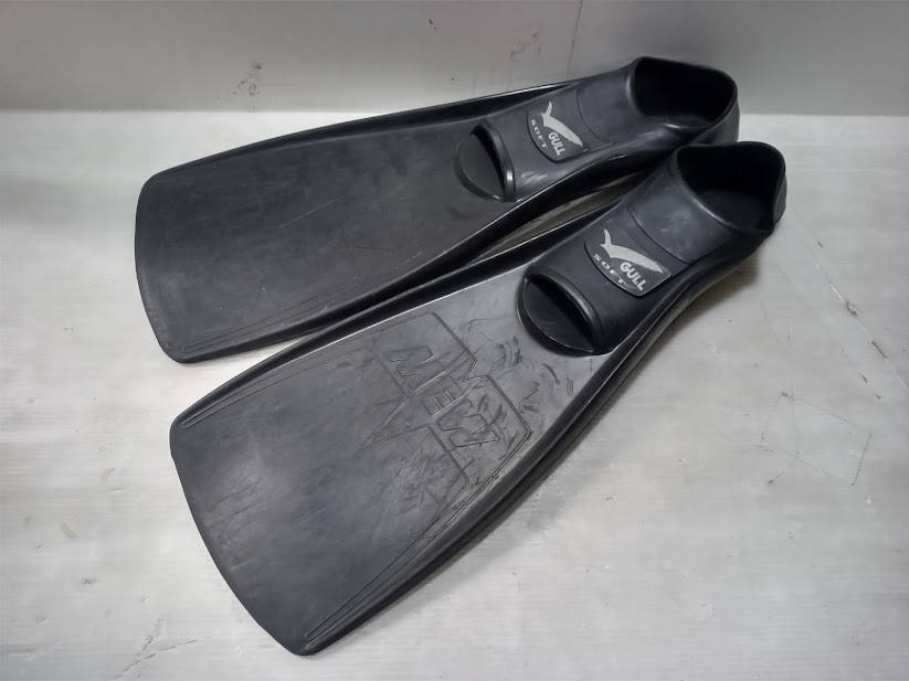 湘/フルフットフィン/フィン/GULL/MEW/J.25-26/Mサイズ/ブラック/足ヒレ/ダイビング/MADE IN JAPAN/湘1.30-114森