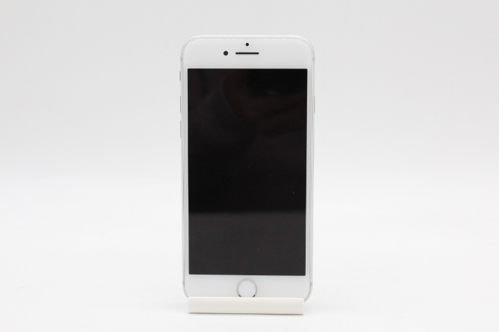 Apple iPhone 8 シルバー 64GB スマートフォン SIMフリー