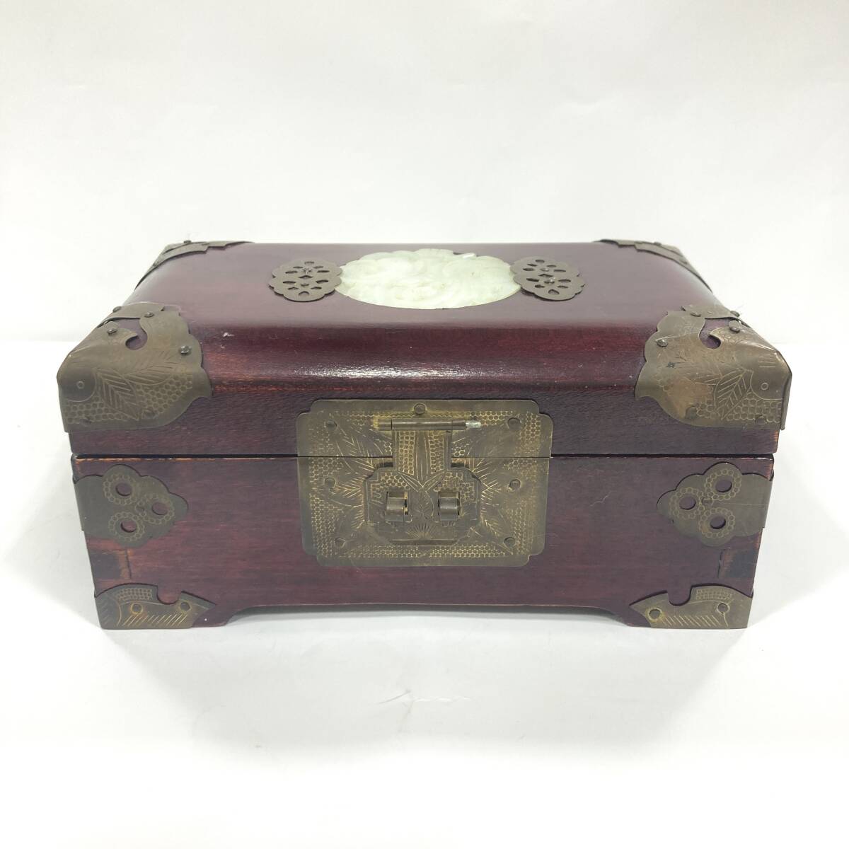 中国 上海 玉石彫刻 宝石箱 装飾金具 中国美術 唐物 小物収納 飾金具 ジュエリーボックス アンティーク品 現状品