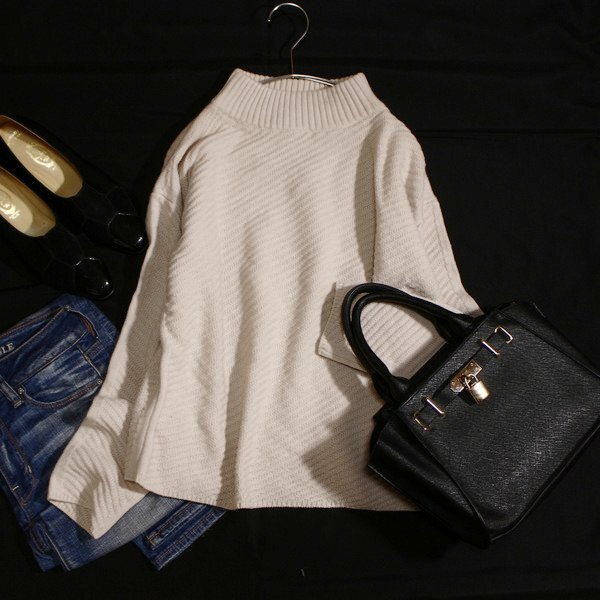 美品 7-IDコンセプト 7-ID concept. カシミヤ ウール 100％ 厚手 ニット セーター 38号 M 秋 冬 ライトベージュ 26A02