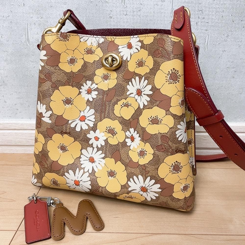 COACH ウィロウ バケットバッグ シグネチャー フローラル 花柄 プリント C9722 コーチ ショルダーバッグ 肩掛け ターンロック ゴールド金具