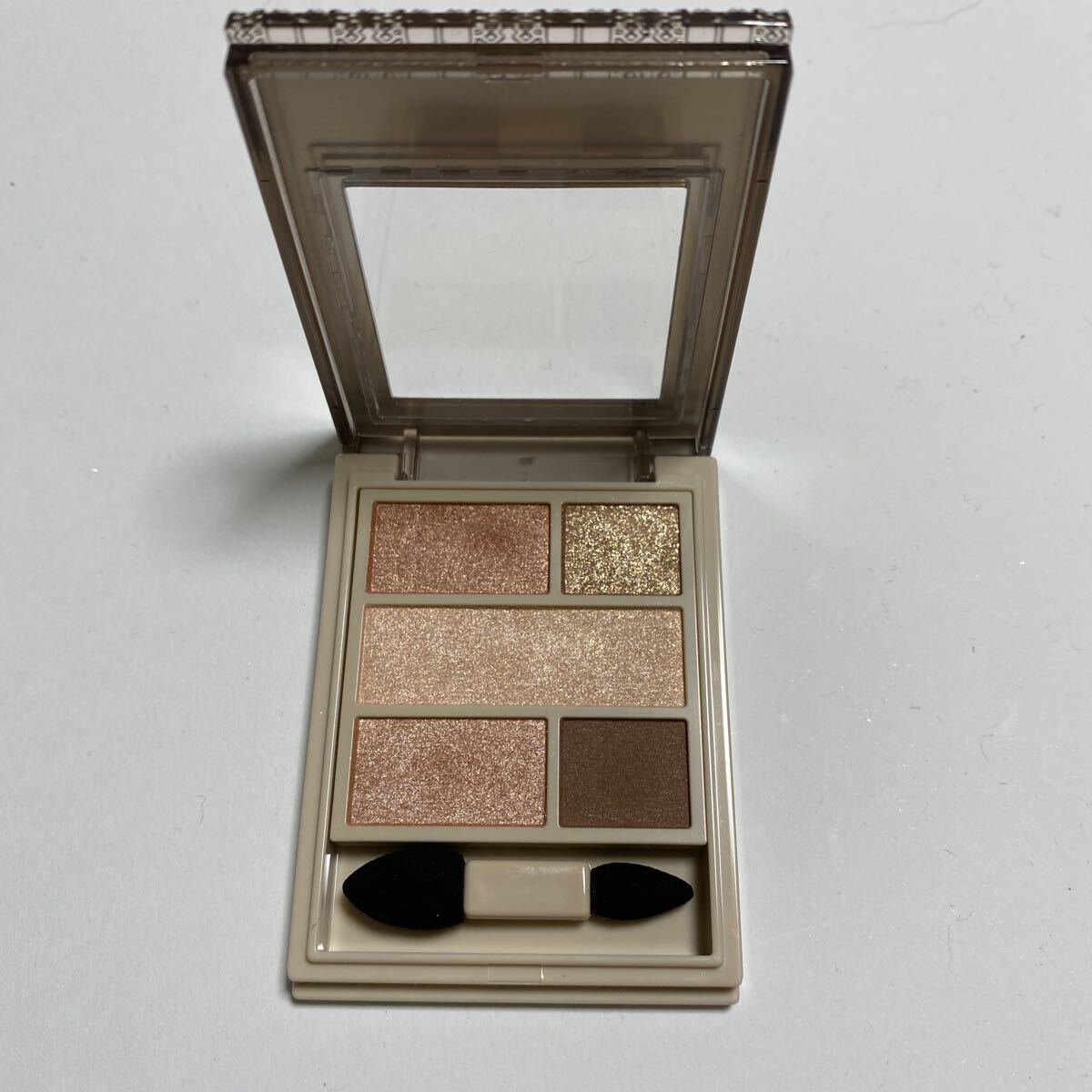 ヴィセ　ダブルムードアイズ　 OR-4 コーラルムード　 アイシャドウ アイカラー