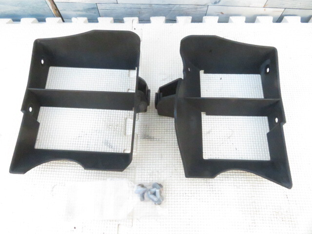 ◆希少/中古◆BMW　F650GS　WB101　純正ラジエーターグリル(エアガイド)/カバー　Assy　割/ヒビ無