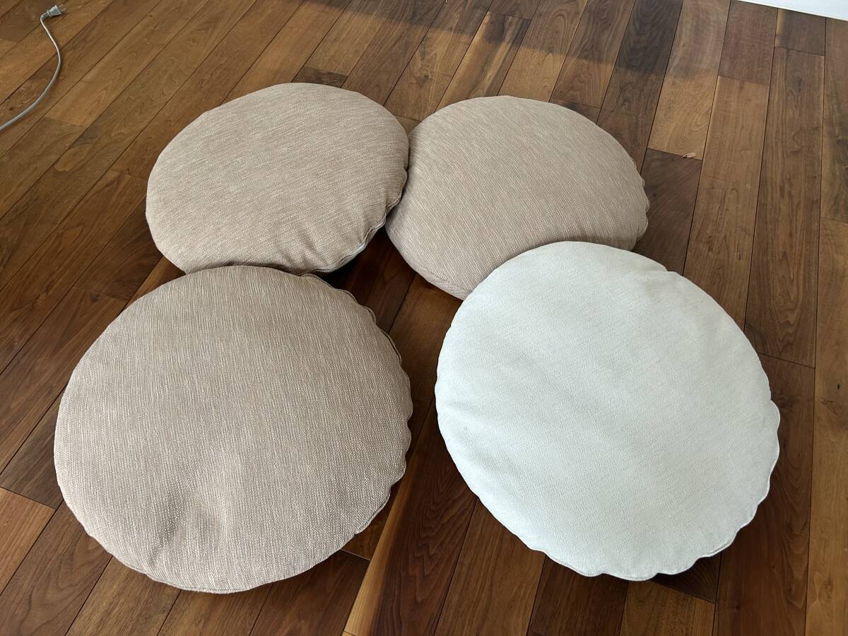 モデルハウス展示品 ACTUS/アクタス ブラウン＆ホワイト　座布団＆フェザークッションセット