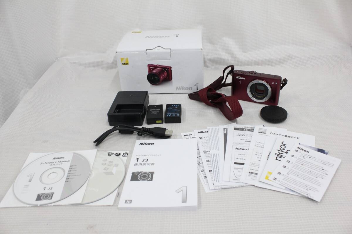 【外観美品】 ニコン Nikon 1 J3 レッド 付属品多数 ミラーレス一眼ボディ e6334