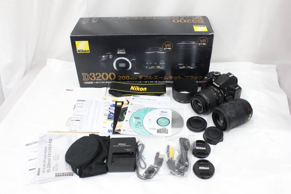 【返品保証】 【シャッター回数1316回】ニコン Nikon D3200 AF-S DX NIKKOR 18-55mm F3.5-5.6 G 55-200mm F4-5.6 G ED デジタル一眼 e6250