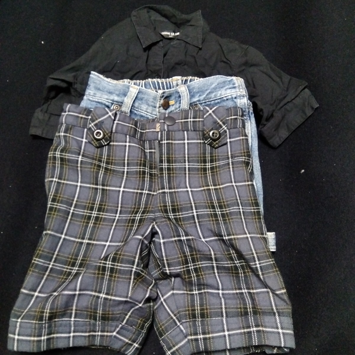 ベビー服 フォーマル 男の子 90 ジーンズ セット 黒 コムサイズム 長袖シャツ 黒 シャツ 半ズボン パンツ 90-4