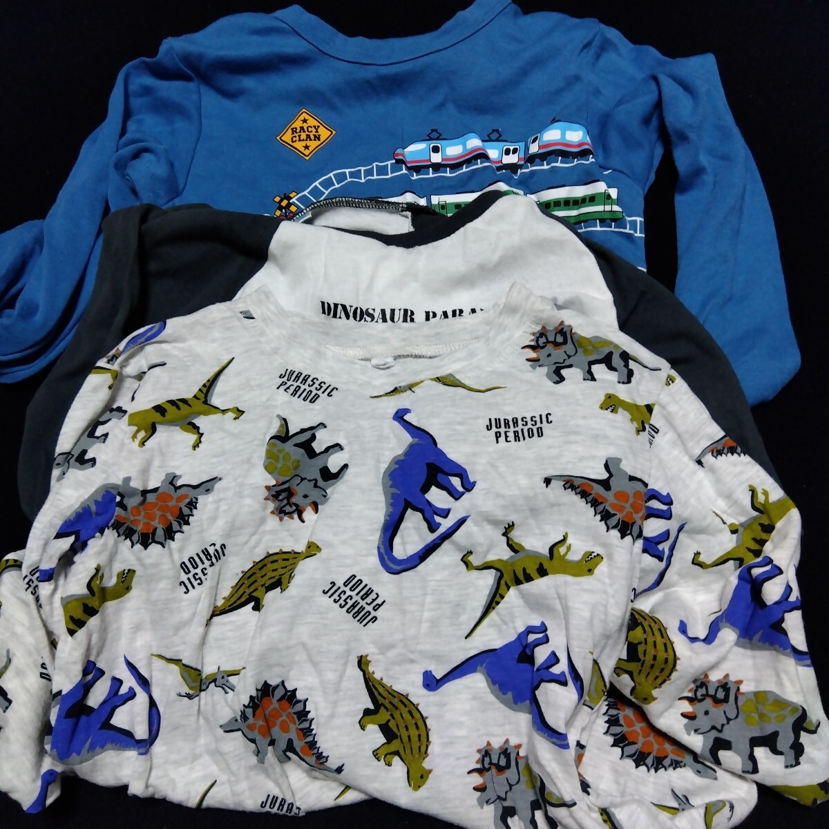 【送料無料】 男の子 長袖Tシャツ 130 3着セット 長袖 恐竜柄 はたら電車 キッズ 恐竜 長袖 130-3