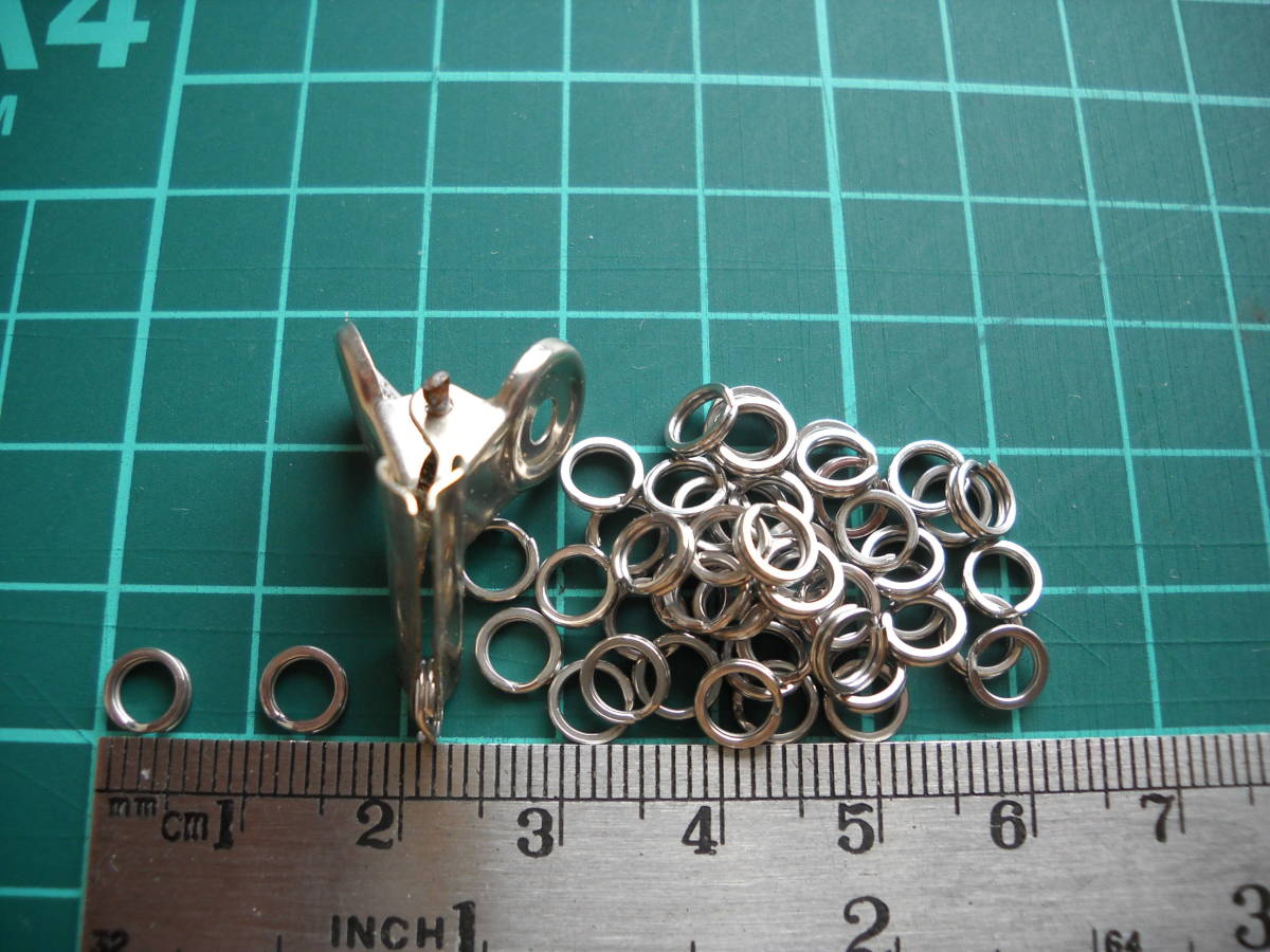 平打ちスプリットリング（ 扁平リング）外径約5.5mm内径3.8mm 50個 (ステンレス製)