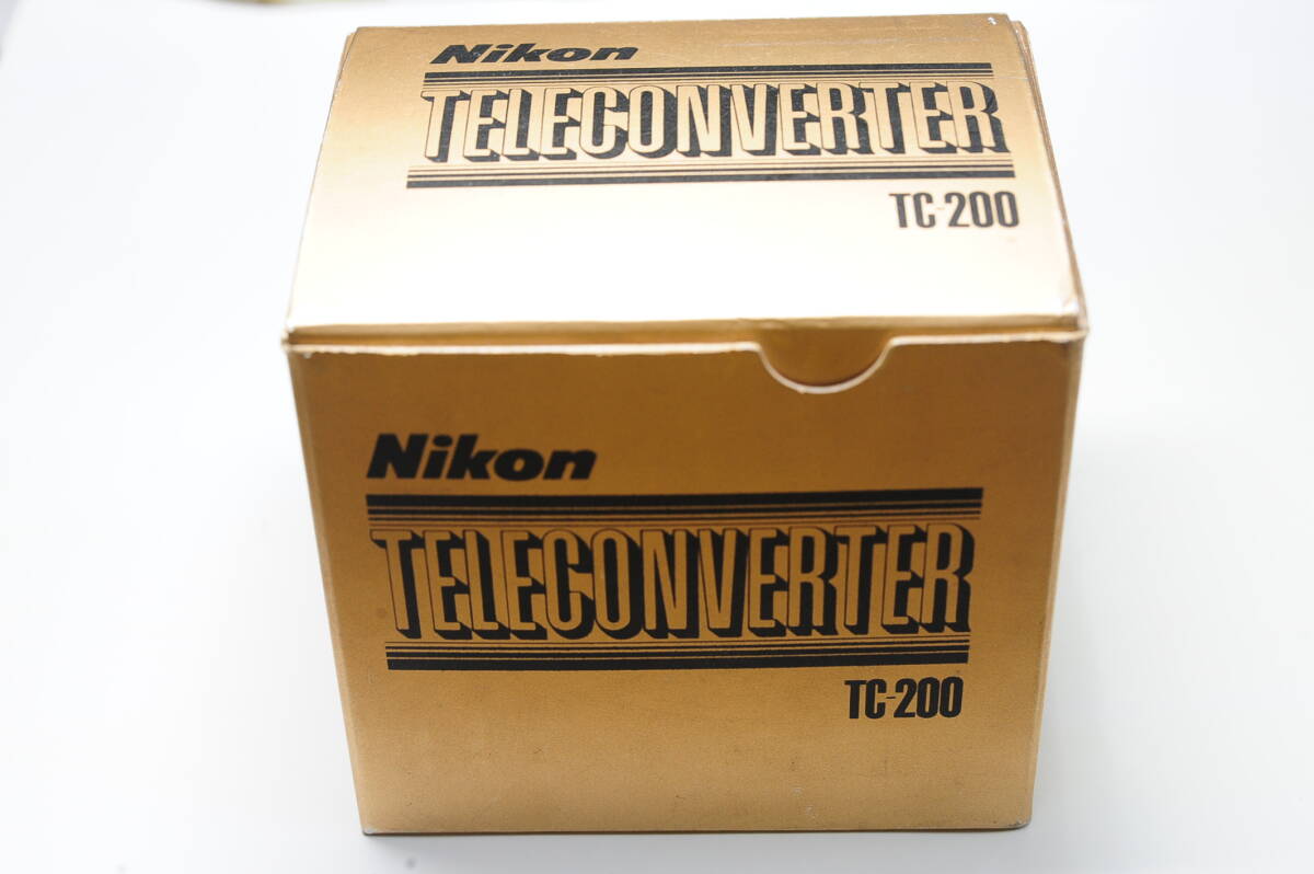 ニコン　テレコンバーター　TC-200