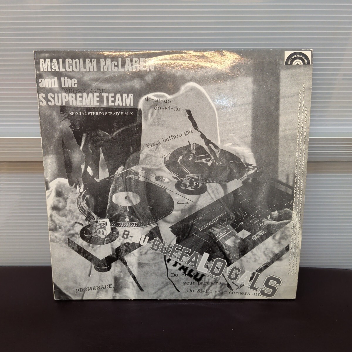 LPレコード　MALCOLM MCLAREN and the WORLD'S FAMOUS SUPREME TEAM 「BUFFALO GALS」 12インチレコード　LP盤 【2184】