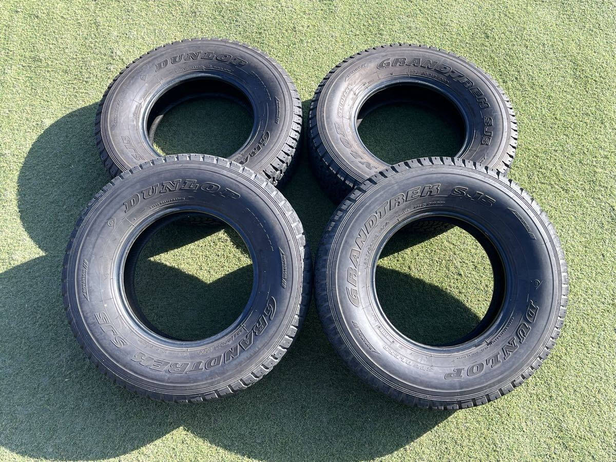 バリ溝 DUNLOP GRANDTREK SJ5 235/80R16 109Q 残り溝:9mm以上 4本セット スタッドレスタイヤ 【D8217-5】