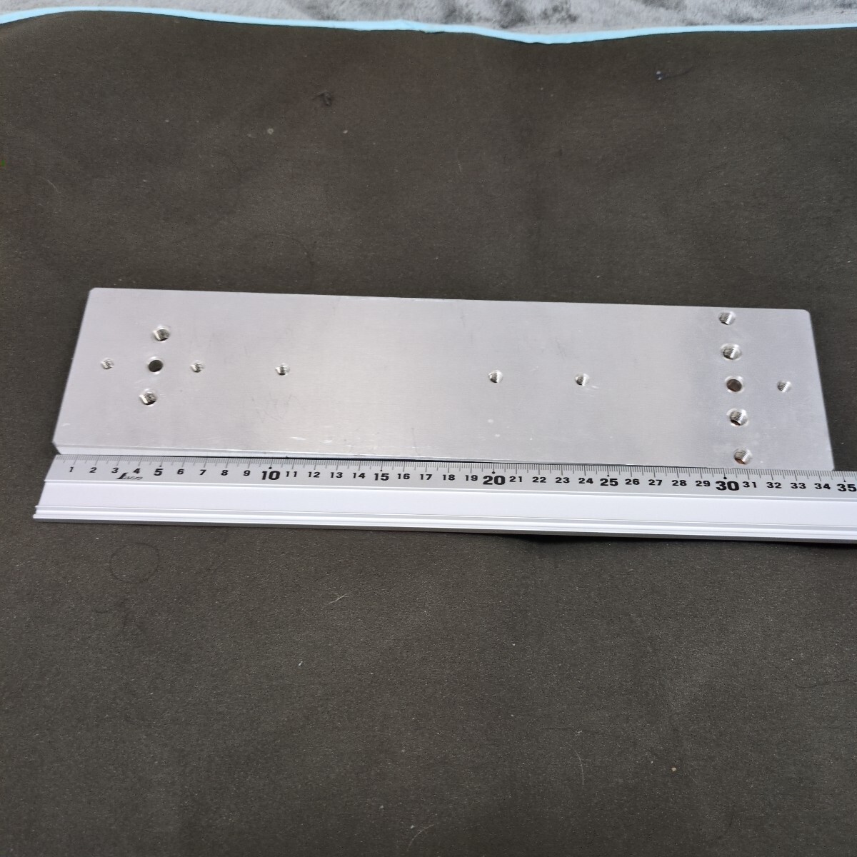 アルミプレート　35x8.8x1cm