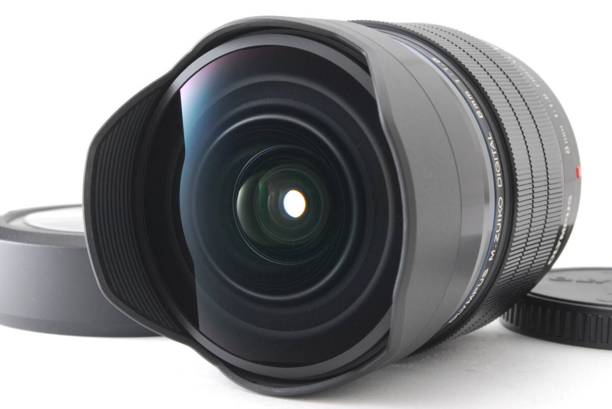 OLYMPUS M.ZUIKO DIGITAL ED 8mm F1.8 Fisheye PRO L0478