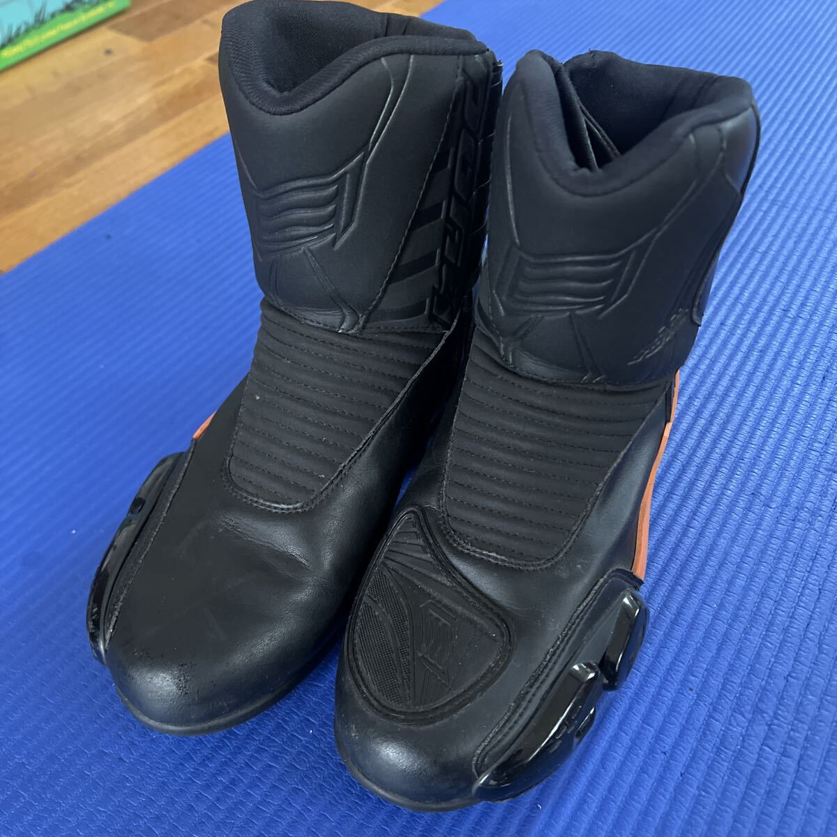 ●HYOD HSF102D ST-X ライディングブーツ Mitra D3O ブラック 25.0㎝ USED品●スライダーつき