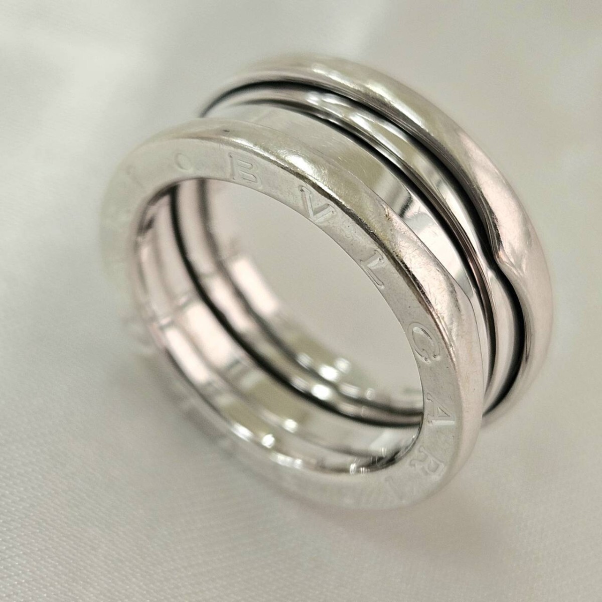 BVLGARI ビーゼロワン リング K18 12号 【1-37-1】