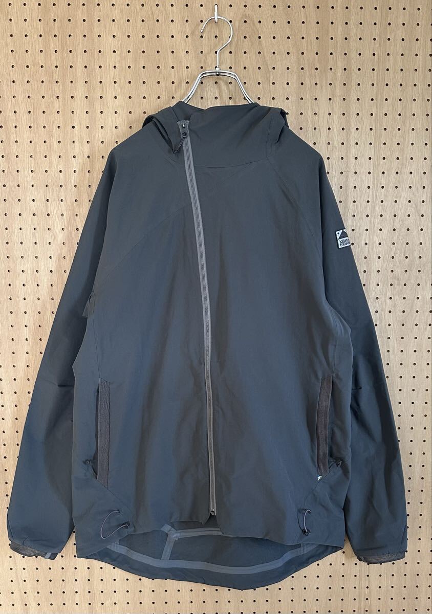 KLATTERMUSEN Vanadis Jacket マウンテンパーカ ソフトシェル ナイロンジャケット グレー クレッタルムーセン マウンテンパーカー