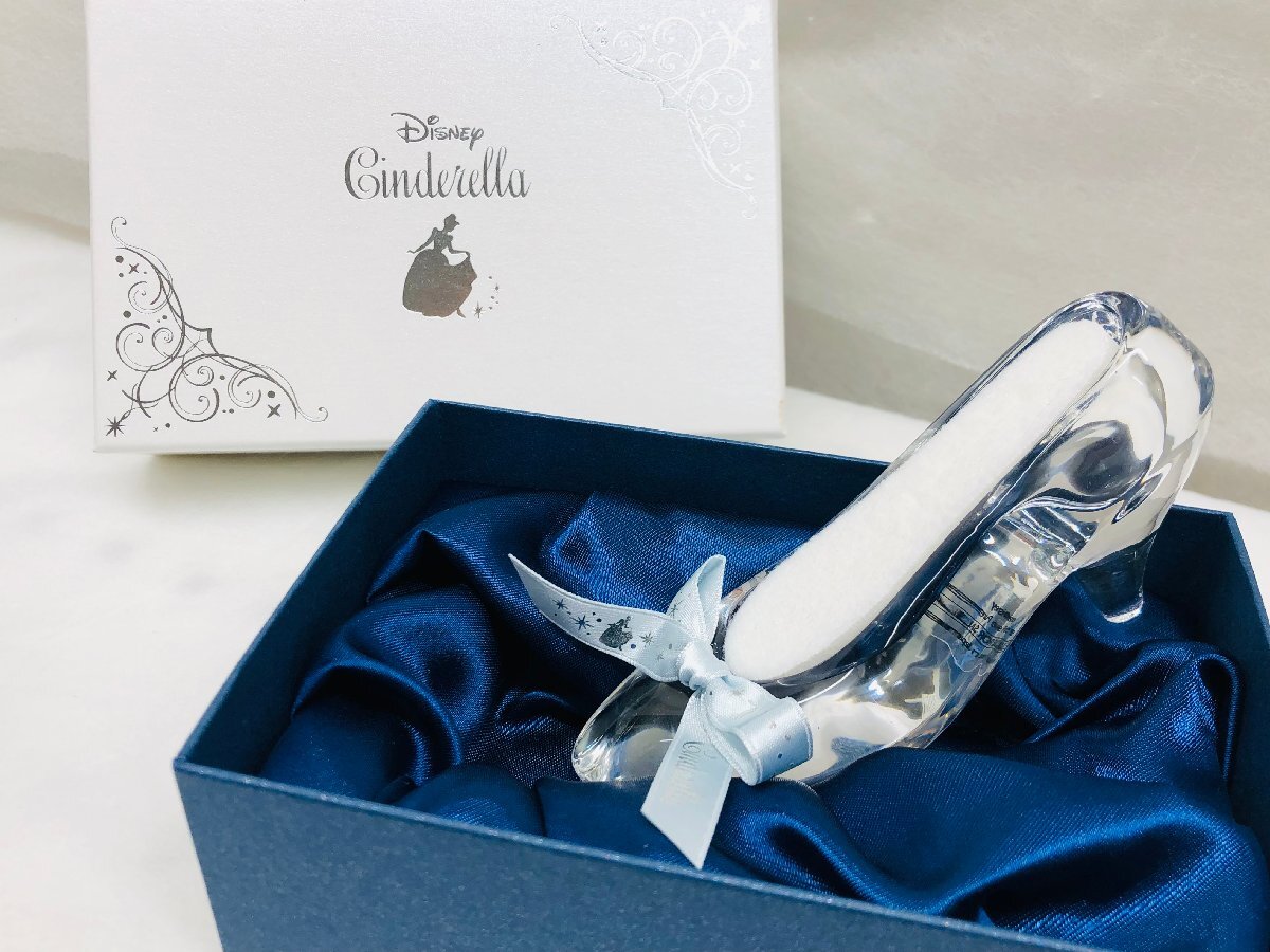 【良品】Disny ディズニープリンセス シンデレラ ガラスの靴 リングピロー 箱