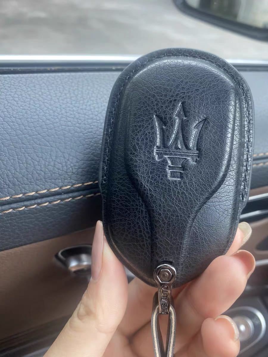 ★牛革★ マセラティ　キーカバー　キーケース　スマートキー　maserati ギブリ　レヴァンテ　クアトロポルテ　ボタン保護