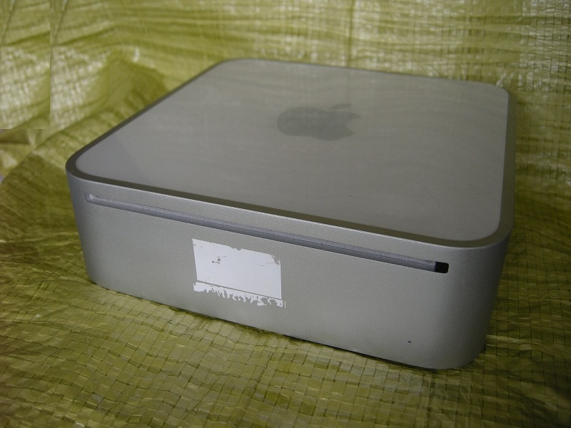 マックミニ　OS X エルキャピタン電源コード付き　中古経年超美品　簡単動作通常　注意事項必見　着払い宅急便60サイズ