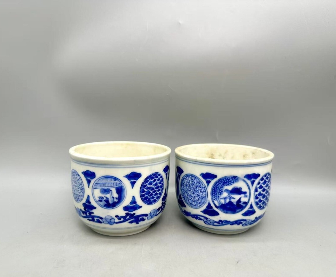 2点セット青花磁　香炉 中国古玩 骨董品 陶磁器 染付 時代物　青華磁　中国美術　高さ約9cm