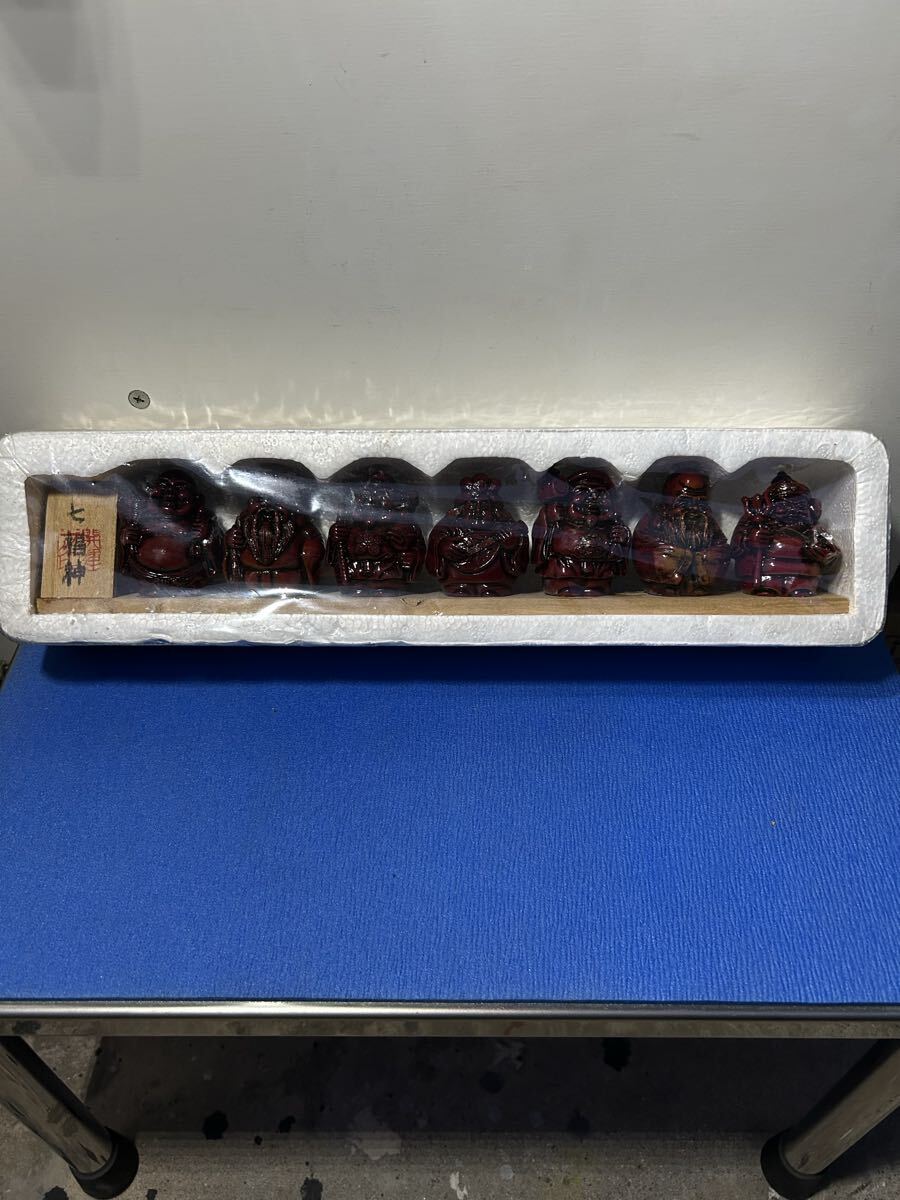 【使用品】七福神 置物 (紅) 開運・縁起物 