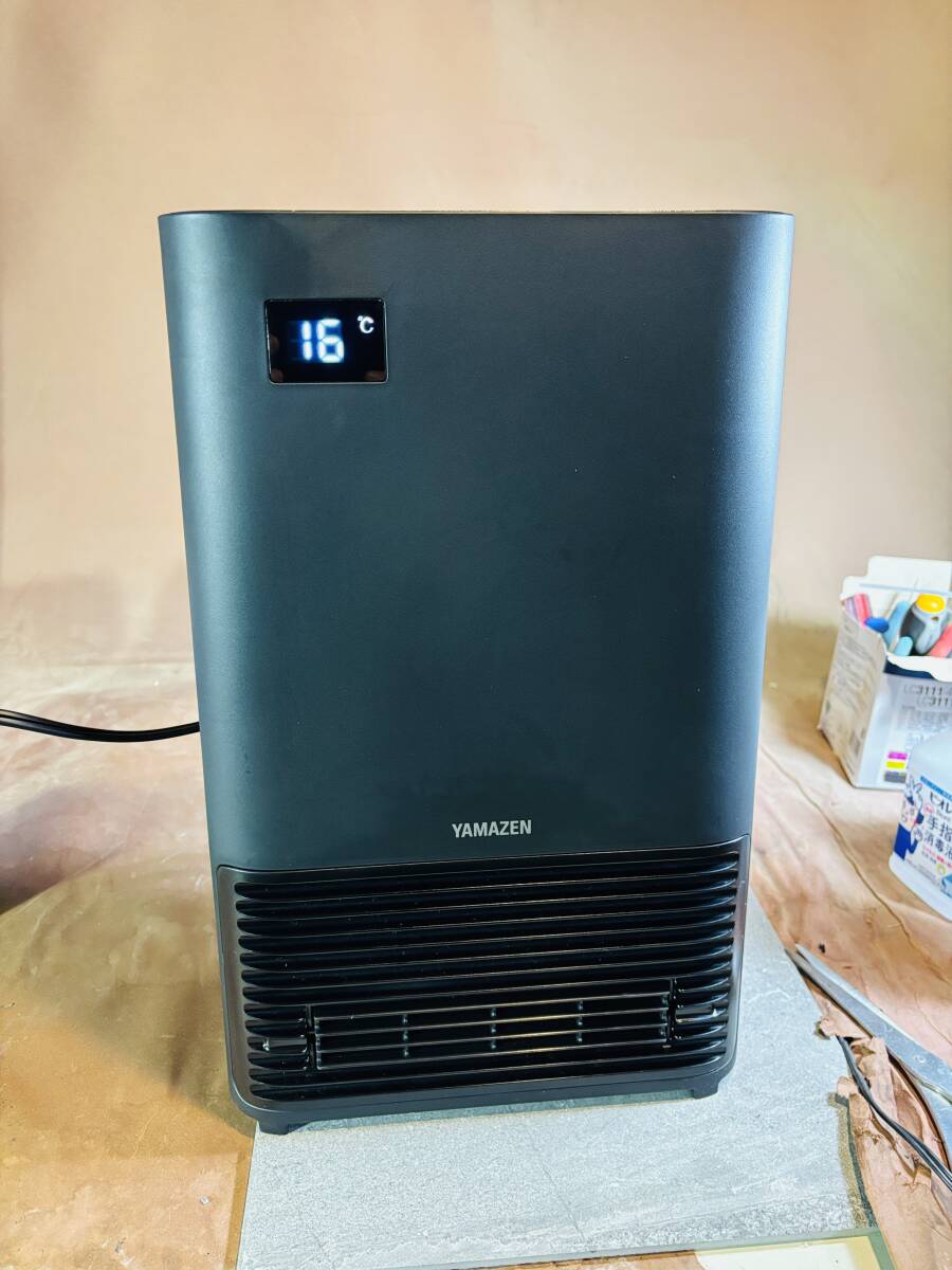 273 YAMAZEN セラミックファンヒーター DHF-S12(B) 中古品 動作確認済み