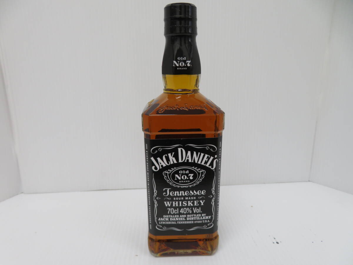 ジャックダニエル　テネシーウイスキー　バーボン　未開栓　700ｍｌ　40％　オールド　No7　Jack Daniel's　　　　　　087