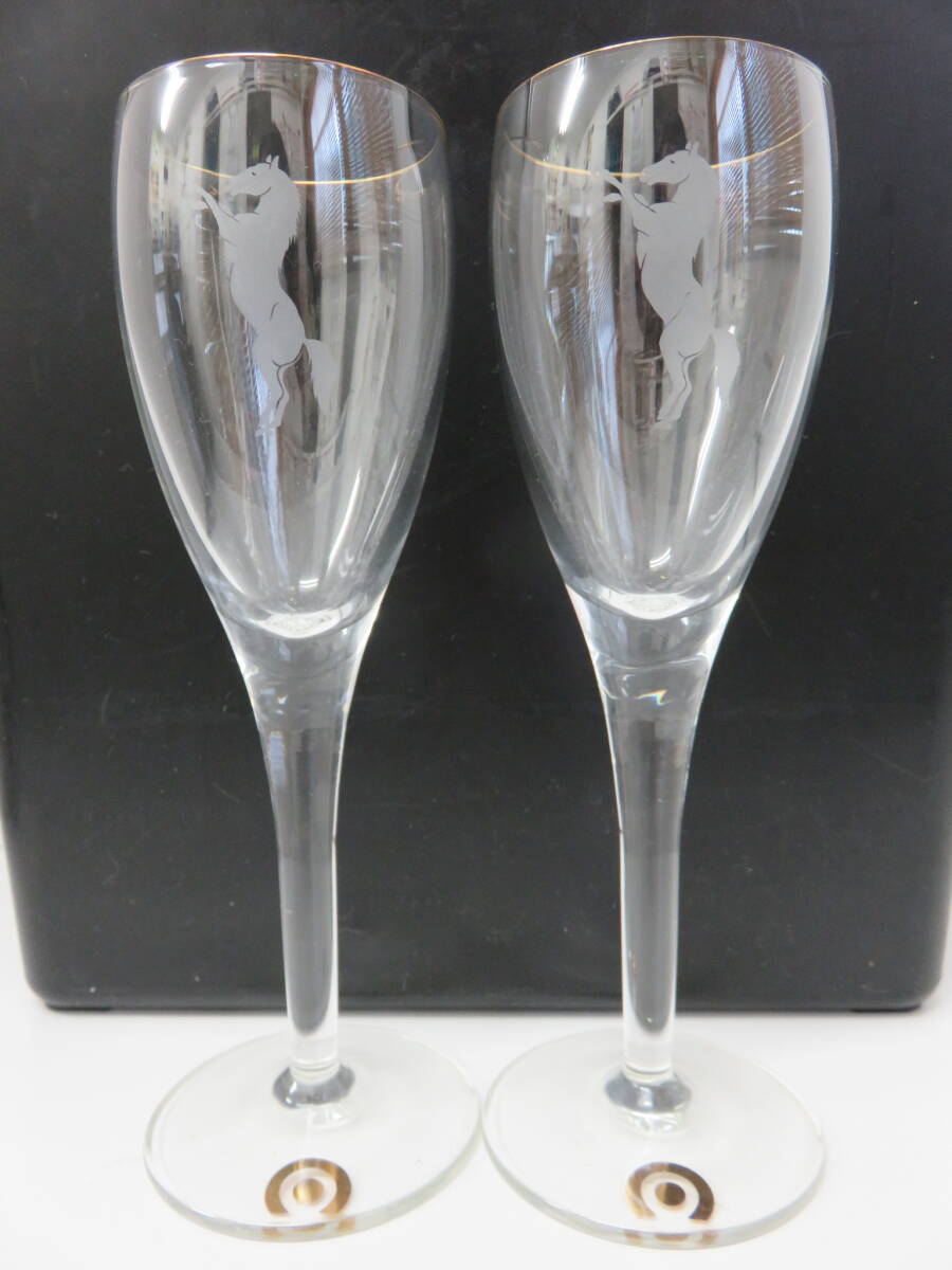 シャンパングラス　ペア　跳ね馬　午年　ホース　フルート　グラス　2点　縁起のいい馬柄　高さ約18.5cm