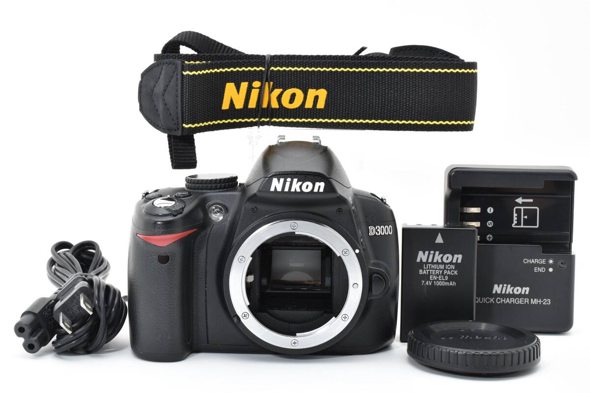 【美品・動作品】Nikon　D3000　ボディ　充電器・バッテリー付き　No.1084