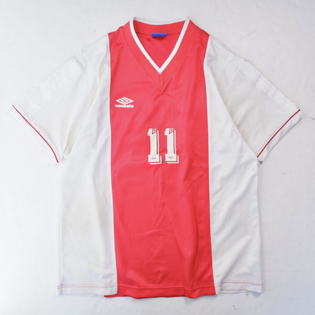国内正規品★超希少 UMBRO アンブロ アヤックス モデル 半袖 サッカーシャツ ユニフォーム 赤白 XL 日本製 ジャージ AJAX ヴィンテージ