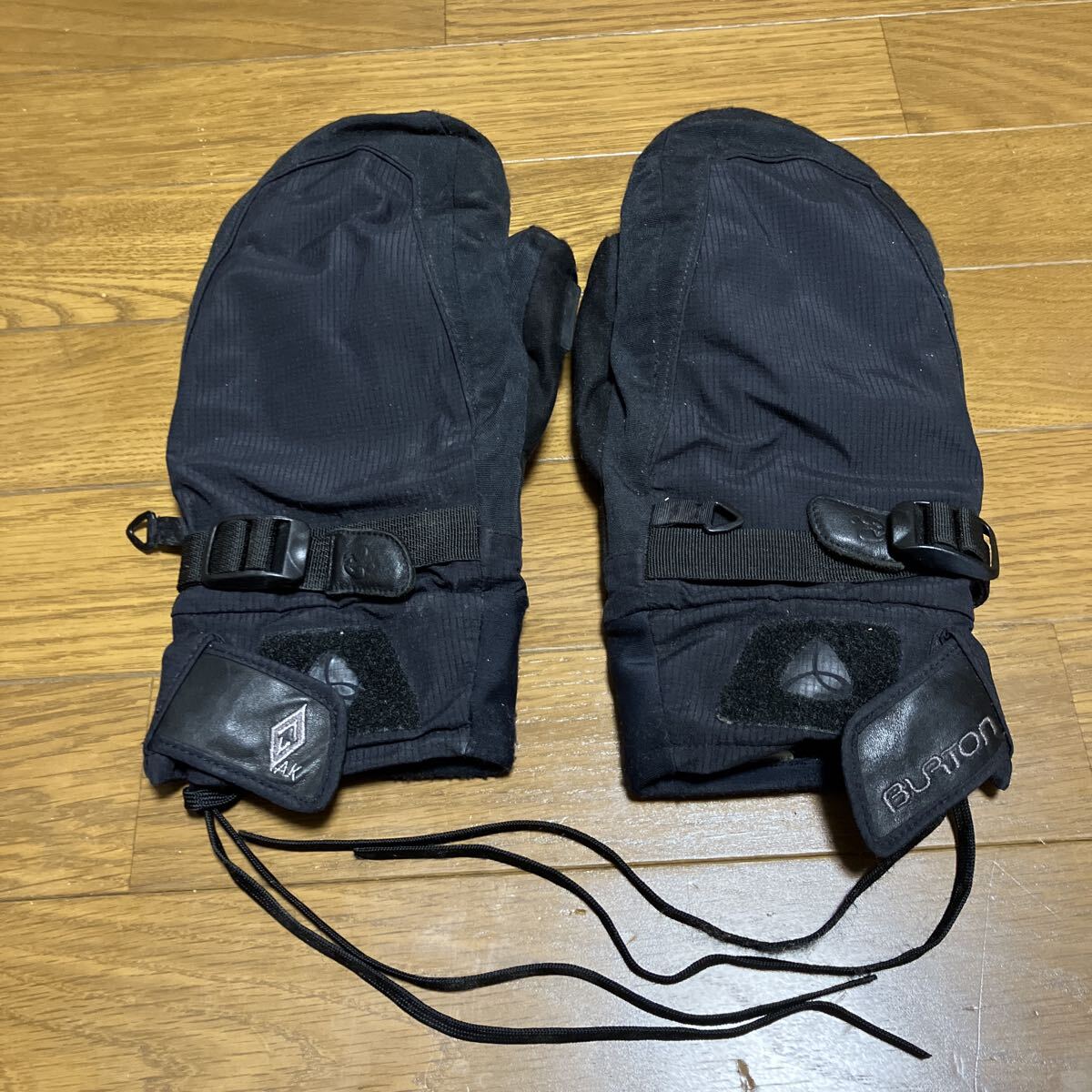 BURTON バートン　AKシリーズ　 グローブ 手袋 スノーボード スノーボードグローブ