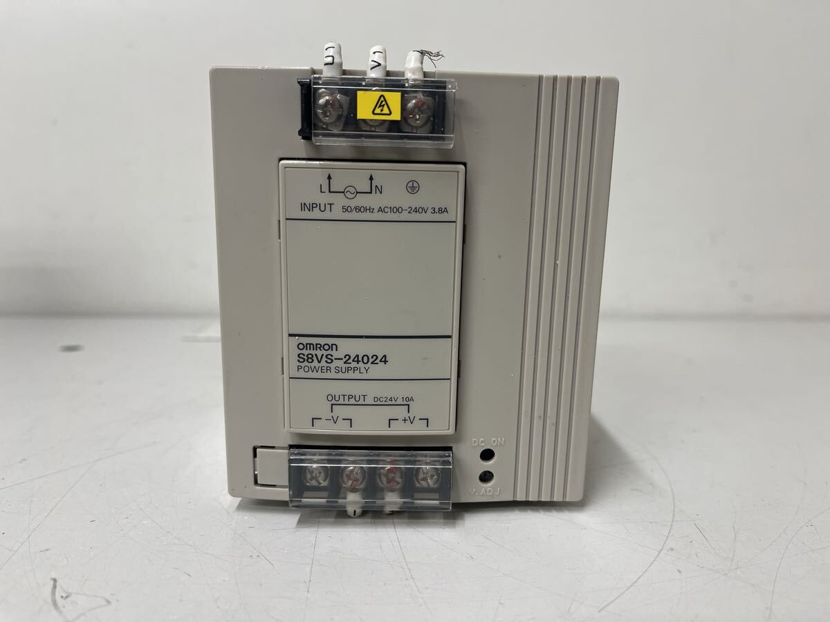D629 OMRON スイッチング　パワーサプライ S8VS-24024
