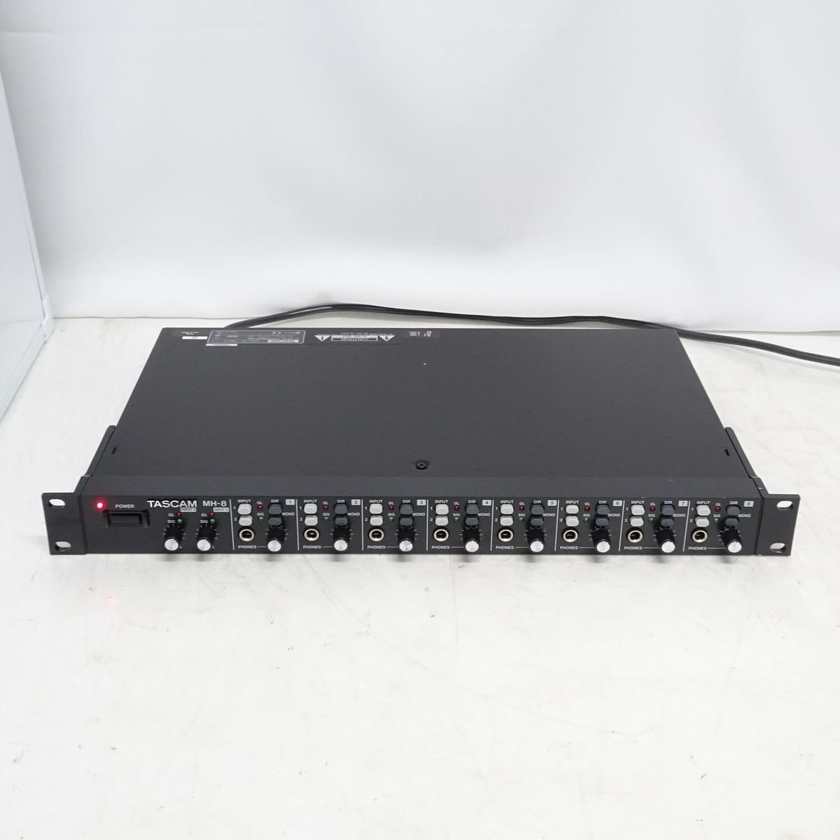 TASCAM MH-8 業務用ヘッドホンアンプ （ステレオ入力→8系統ヘッドフォン出力）【中古/動作品】#443802