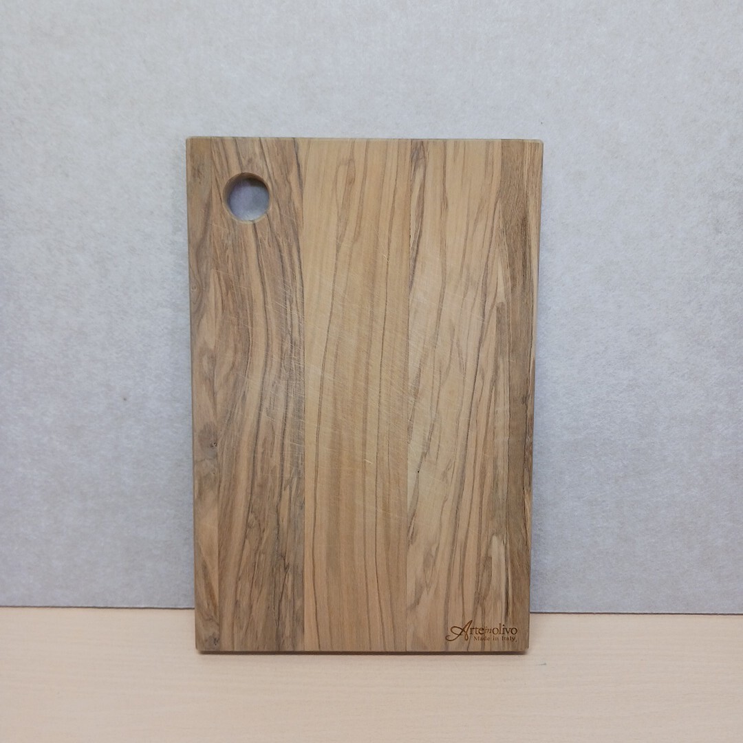 y020202k　Arteinolivo(アルテインオリーボ) オリーブウッド カッティングボード　 まな板　木製