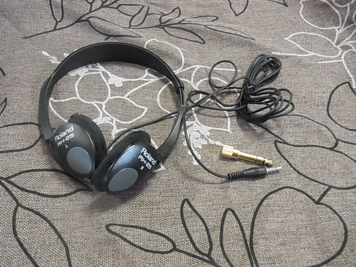 Roland 　ヘッドホン 　RH-25　極上綺麗で動作確認済　少々訳あり