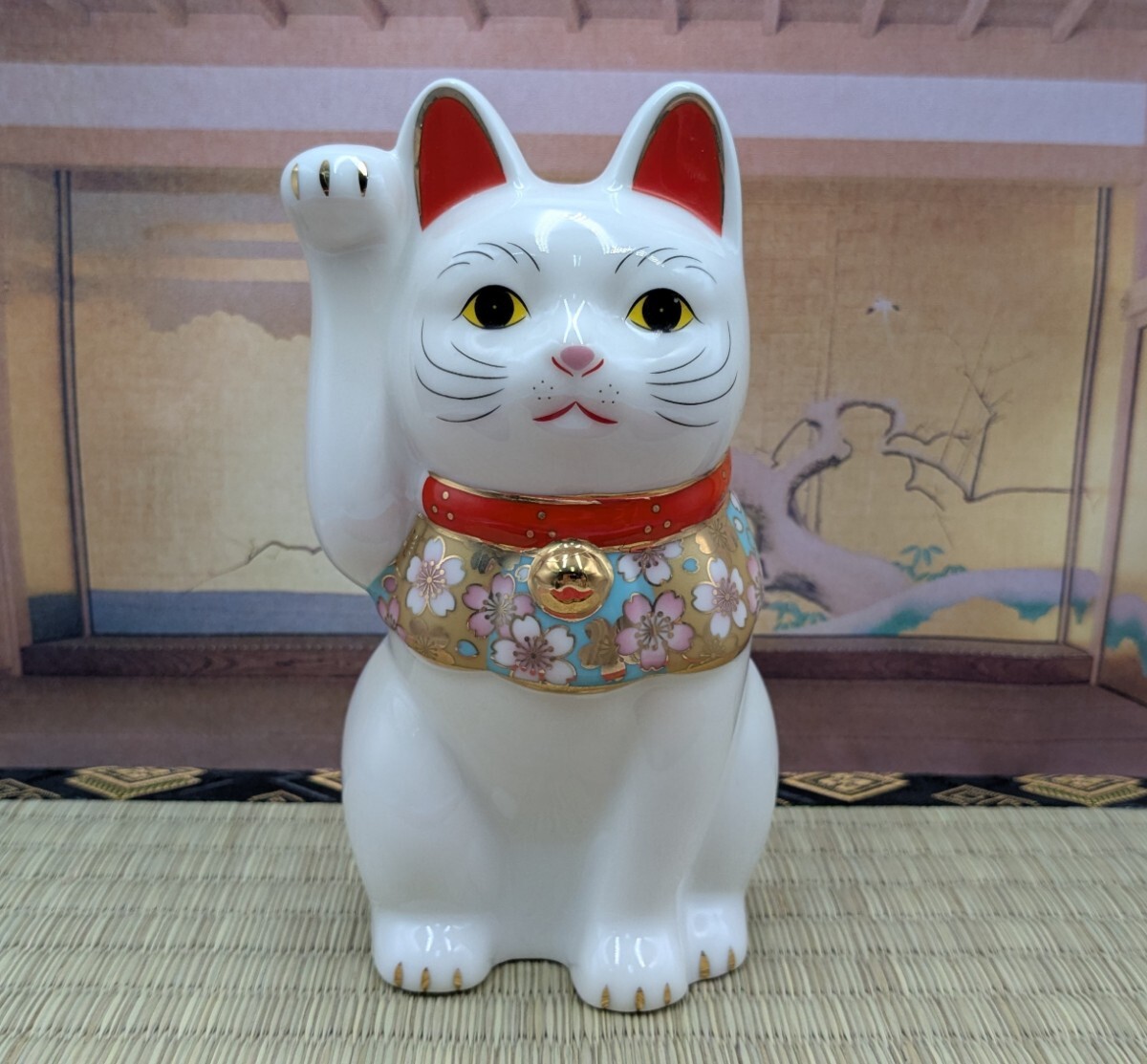 縁起物　桜づくし　招き猫　白　薬師窯　中